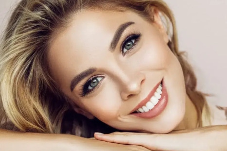 Acne Treatment and Acne Scar Removal Acne skin treatment services in Honolulu help clear up acne and remove scars.