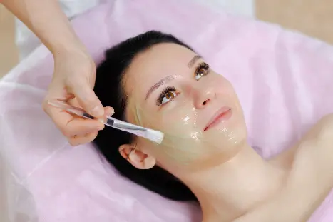 Coolpeel Coolpeel facial rejuvenation service offered by Dr. Susan Tan.